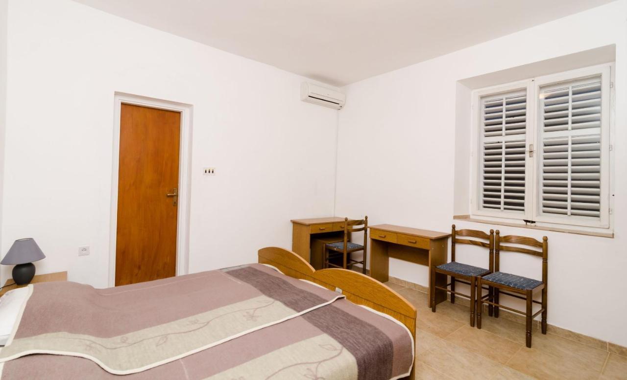 Guest House Kiko Pomena Szoba fotó